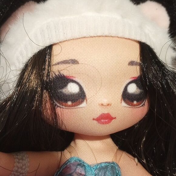 Na ! Na ! Na! Surprise Series 4 Juli Joyful Plush Doll - Picture 9 of 10